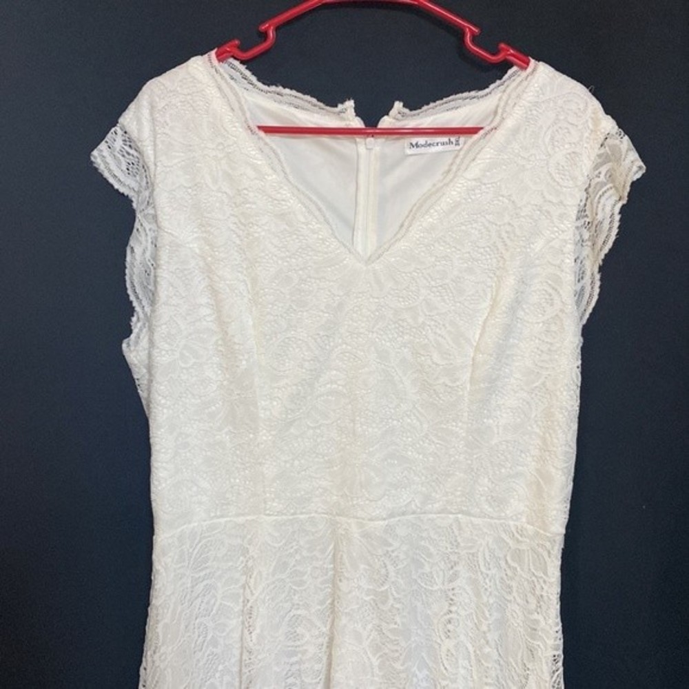 Modecrush White Hi-Low Lace Dress